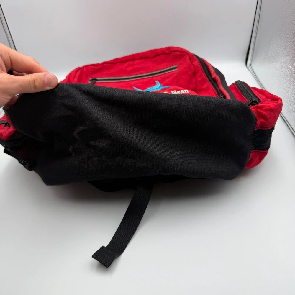 L.L.Bean Kids Backpack Red Black Shark Embroidery Multiple Compartments
